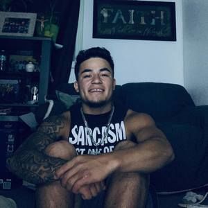 Meet your Posher, Johnny rey